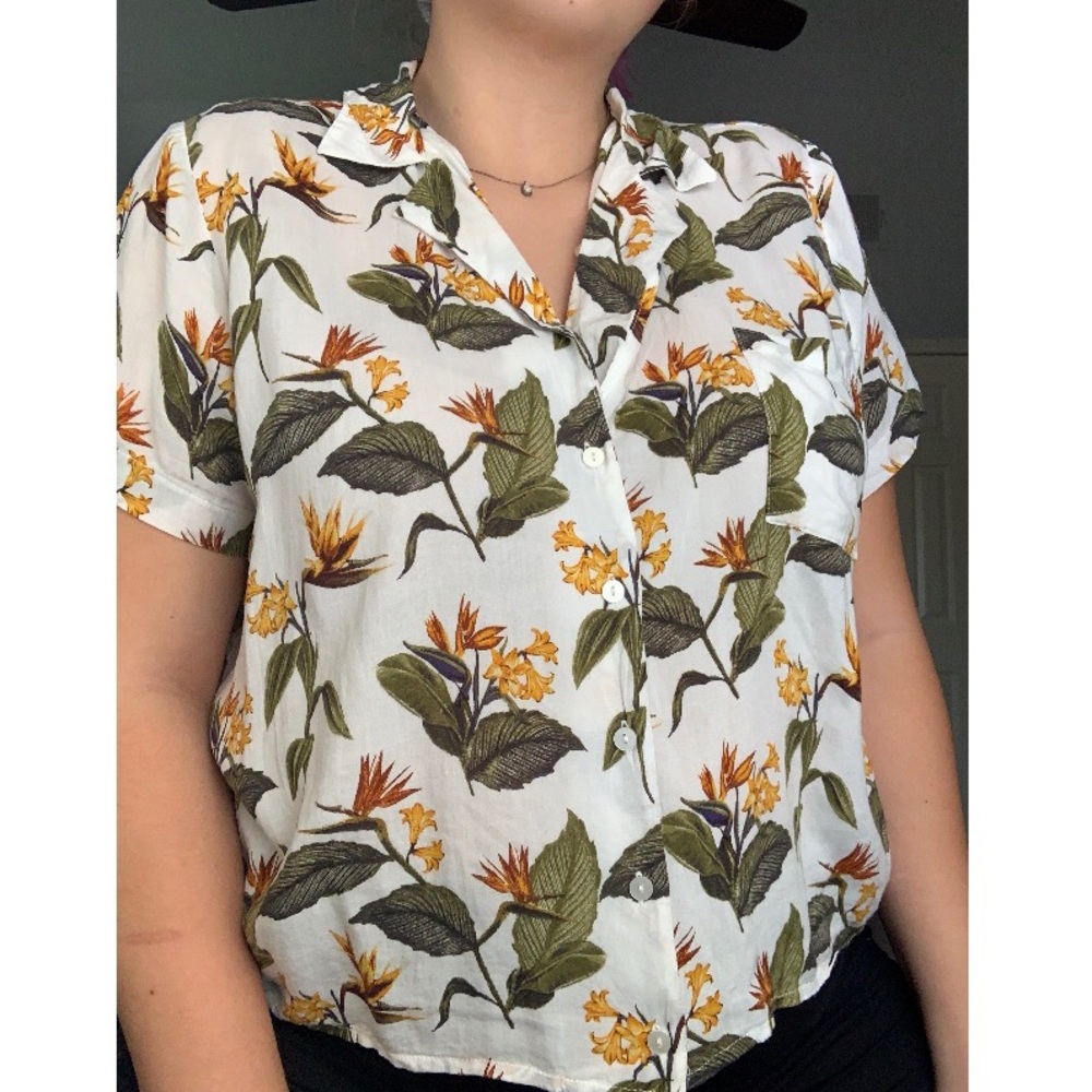 Forever 21 floral top
